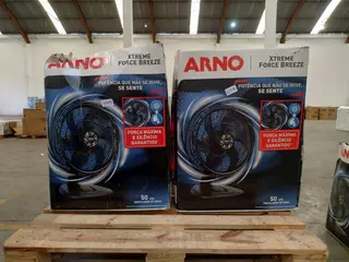 02 VENTILADOR DE MESA — leilão em Rio de Janeiro/RJ