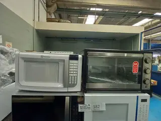 Microondas, Forno e Eletrico — leilão em JUNDIAI/SP