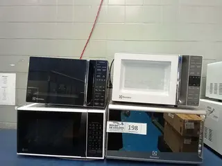 Microondas - 4 itens — leilão em JUNDIAI/SP