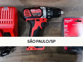 1 PARAFUSADEIRA FURADEIRA MILWAUKEE 1/2\" — leilão em SÃO PAULO/SP