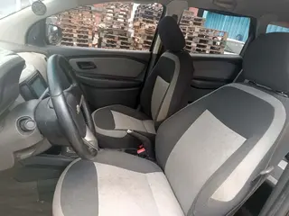 SPIN LT 1.8 8V ECONO.FLEX — leilão em BELO HORIZONTE/MG (foto 64)