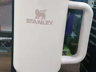 3 GARRAFAS STANLEY DIVERSAS (SALDO — leilão em SÃO PAULO/SP (foto 5)
