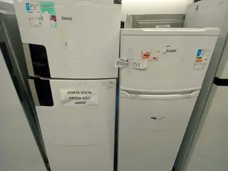 Refrigerador - 2 itens — leilão em JUNDIAI/SP