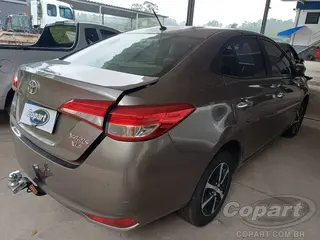 2019 TOYOTA YARIS SEDA — leilão em Embú Das Artes/SP (foto 4)