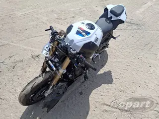 2024 BMW S 1000 — leilão em Betim/MG (foto 2)