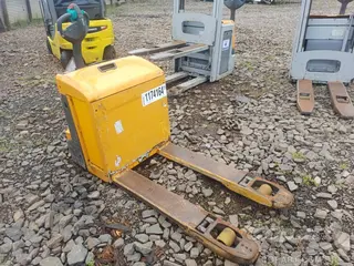 2020 JUNGHEINRICH TRANSPALETEIRAS EJE 222 — leilão em Canoas/RS