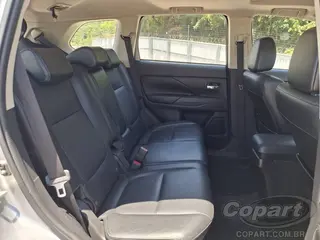 2018 MITSUBISHI OUTLANDER — leilão em Betim/MG (foto 6)