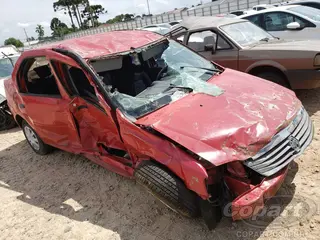 2011 RENAULT LOGAN — leilão em Curitiba/PR