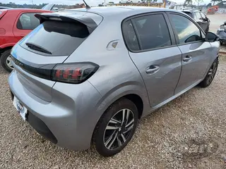 2023 PEUGEOT 208 — leilão em Curitiba/PR (foto 4)