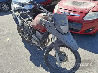 2015 HONDA XRE 300 — leilão em Pirapora/SP