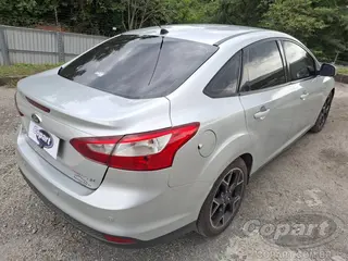2014 FORD FOCUS SEDAN — leilão em Betim/MG (foto 4)