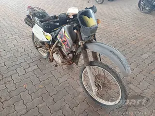 2001 HONDA XR 200 — leilão em Eusébio/CE