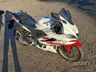 2023 YAMAHA YZF R3 — leilão em Goiânia/GO