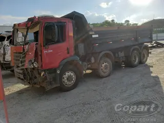 2013 VOLKSWAGEN CONSTELLATION — leilão em Betim/MG (foto 2)