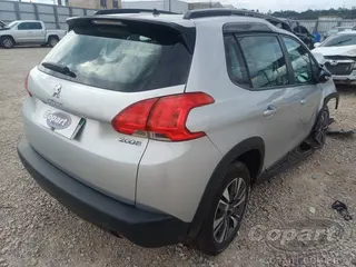 2022 PEUGEOT 2008 — leilão em Curitiba/PR (foto 4)