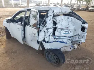 2014 FORD FIESTA SEDAN — leilão em Goiânia (Polo Industrial)/GO (foto 3)