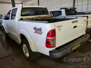 2015 TOYOTA HILUX CD — leilão em Embú Das Artes/SP (foto 3)