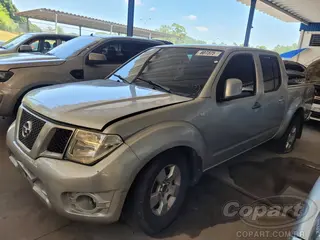 2015 NISSAN FRONTIER CD — leilão em Embú Das Artes/SP (foto 2)
