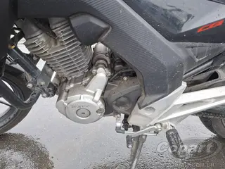 2016 HONDA CB 250 F — leilão em Itaquaquecetuba/SP (foto 6)