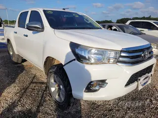 2020 TOYOTA HILUX CD — leilão em Eusébio/CE