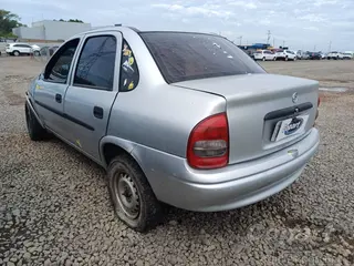 2003 CHEVROLET CORSA SEDAN — leilão em Canoas/RS (foto 3)