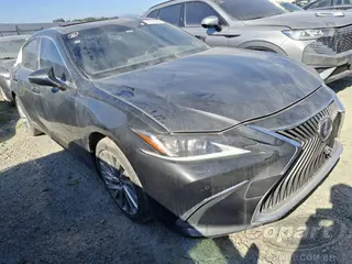 2019 LEXUS ES — leilão em Itaquaquecetuba/SP