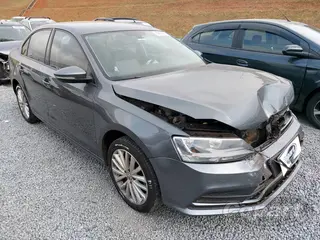 2016 VOLKSWAGEN JETTA — leilão em Itaquaquecetuba/SP