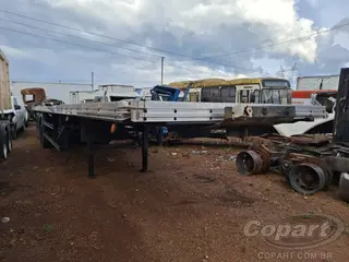 2016 TRUCK SEMI-REBOQUE — leilão em Goiânia/GO