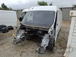 2024 RENAULT MASTER FURGAO — leilão em Pirapora/SP (foto 2)