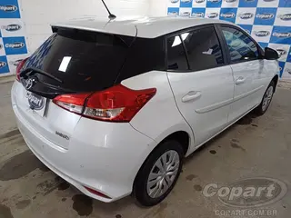 2023 TOYOTA YARIS — leilão em Vitória De Santo Antão/PE (foto 4)