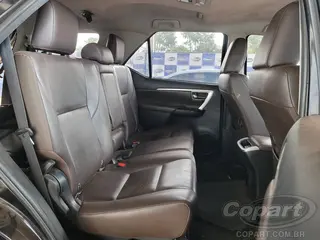 2019 TOYOTA SW4 — leilão em Campo Grande/MS (foto 6)