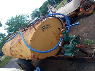 Tanque de Água 4 mil litros com bomba - Vendido no estado em que se encontra.
Local do(s) bem(ns):
RUA ARLINDO DUARTE AZADINHO, 71 - SANTA CRUZ - — leilão em TAQUARITINGA/SP (foto 2)