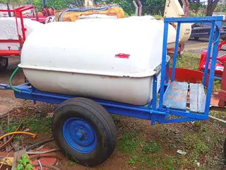 Pulverizador ratsuta com bomba KO 2 mil litros - Vendido no estado em que se encontra.
Local do(s) bem(ns):
RUA ARLINDO DUARTE AZADINHO, 71 - SANTA CRUZ - — leilão em TAQUARITINGA/SP