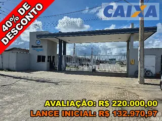 Casa, 79,25 m2 de área total, 54,83 m2 de área privativa, 89,95m2 de área do terreno, 2 qts, a.serv, WC, sl, cozinha, 1 vaga de garagem. IPTU: 29670926 — leilão em MACEIO/AL