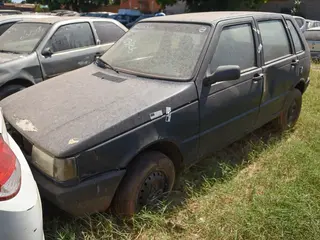 FIAT/UNO MILLE FIRE — leilão