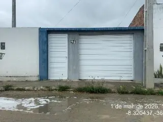 Casa, 56 m2 de área total, 56 m2 de área privativa, 126m2 de área do terreno, 2 qts, a.serv, WC, sl, cozinha, 1 vaga de garagem. IPTU: 1010375102070000001 Matrícula: 28214 Ofício: 1. | Empreendimento: — leilão em Belo Jardim/PE