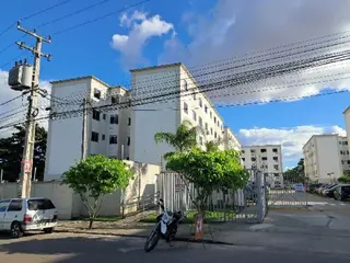 Apartamento, 80,26 m2 de área total, 44,28 m2 de área privativa, 2 qts, WC, sl, cozinha. IPTU: 945988-0 Matrícula: 88985 Ofício: 6. | Empreendimento: MARAPONGA VILLE | Endereço: RUA HOLANDA N. 574 Apt — leilão em Fortaleza/CE