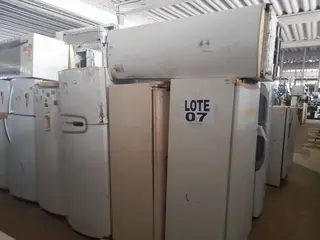 DIVERSOS BENS MÓVEIS COMPOSTO DE: REFRIGERADORES, CAFETEIRAS, FOGÕES, FRIGOBARES, BEBEDOUROS, MÁQUINAS DE LAVAR, PURIFICADORES, FREEZER, FORNOS DE MICROONDAS, BANHO MARIA. Bens vendidos no estado em q — leilão em Salvador/BA