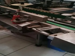 02 rotuladora semiautomáticas, marca JPJ — leilão em Altônia/PR