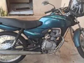 Honda CG 125 Titan KS, em Arapongas/PR — leilão em Arapongas/PR