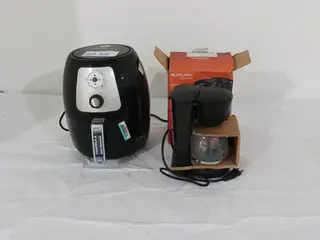 LOTE COMPOSTO DE: 01 AIRFRYER BRITÂNIA 4L, 01 CAFETEIRA ELÉTRICA MULTILASER 15 XÍCARAS, NO ESTADO. — leilão em Rio de Janeiro/RJ
