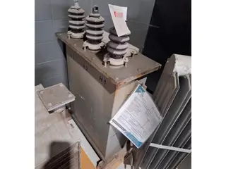 01 TRANSFORMADOR À ÓLEO, MARCA: TRAMAX, CAPACIDADE: 30 KVA (5.1 ATÉ 4.5 KV) 220/ 127 VOLTS, NO ESTADO. — leilão em No Rio de Janeiro/RJ