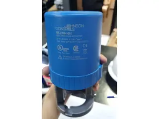 05un de JOHNSON CONTROLS VA7200-1001, (MATERIAIS HVAC) (SEM USO), NO ESTADO. — leilão em Rio de Janeiro/RJ