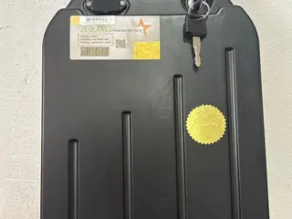 6 itens: Auto transformador, 2 baterias ciclo profundo para scooter elétrica, kit de 4 baterias Bikelet, kit de 4 baterias para bike elétrica e bateria para scooter elétrica — leilão em Taboão Da Serra/SP