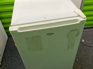 Frigobar Philco - Mod. PH85N - 127v — leilão em Porto Alegre/RS