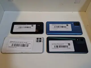4 Smartphones - Samsung Galaxy A22 5G 128 GB, Samsung Galaxy M12 32 GB, Samsung Galaxy S8 64 GB e Motorola Moto E13 32 GB — leilão em Taboão Da Serra/SP