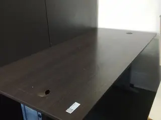Mesa de trabalho — leilão em São Paulo/SP