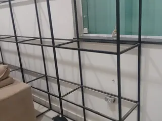 Aprox.15 prateleiras de vidro e cristaleira — leilão em Santo André/SP (foto 2)