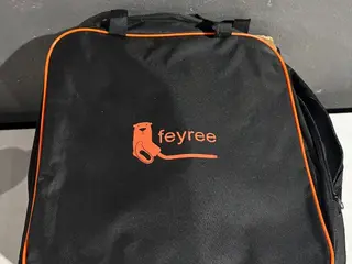 Carregador portátil para veículos elétricos Feyree — leilão em Embu Das Artes/SP