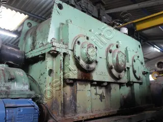 REDUTOR, REL. 1:7 P/ MOTOR DE APROX. 300 CV — leilão